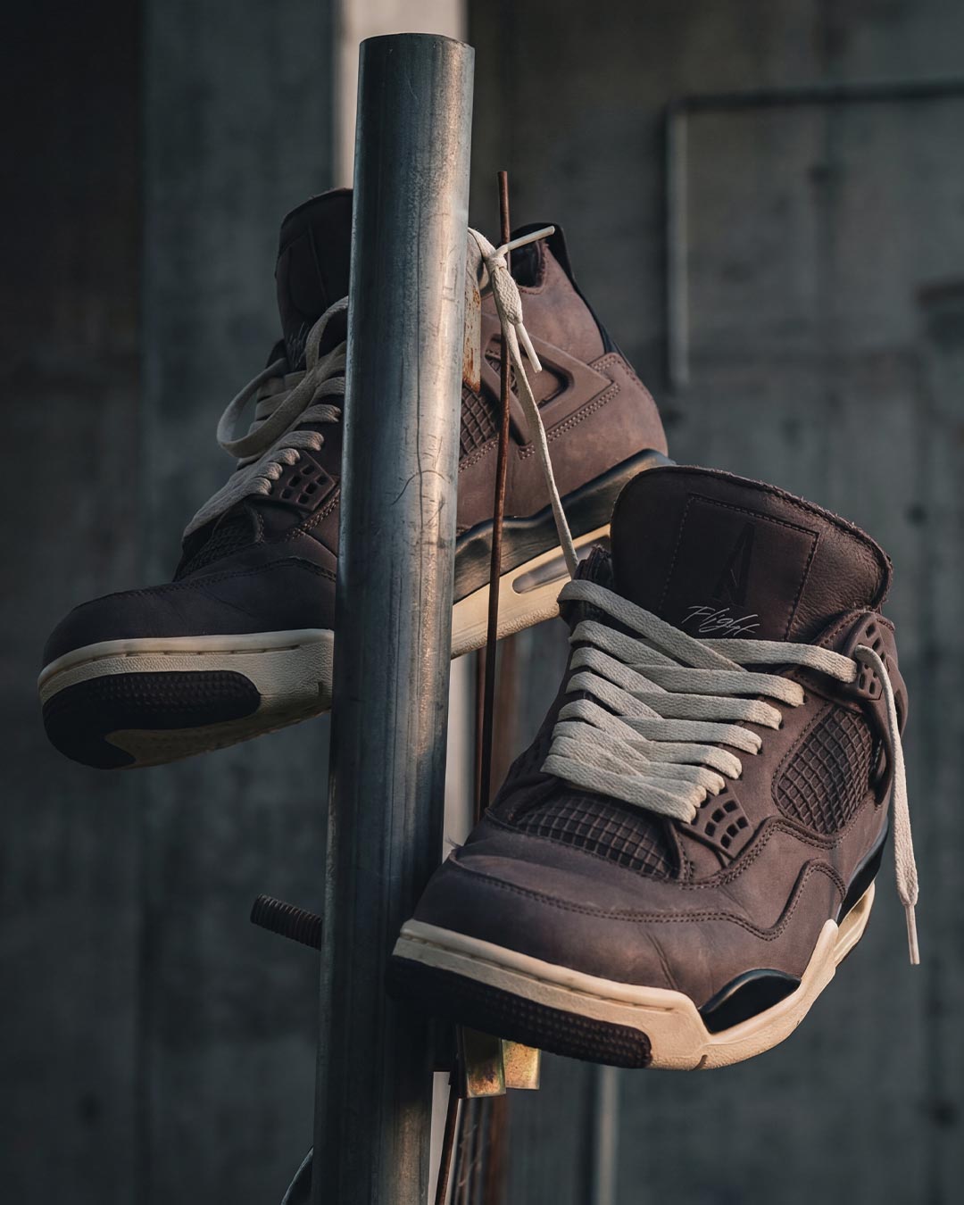 flache schnürsenkel gelaced in sneaker 